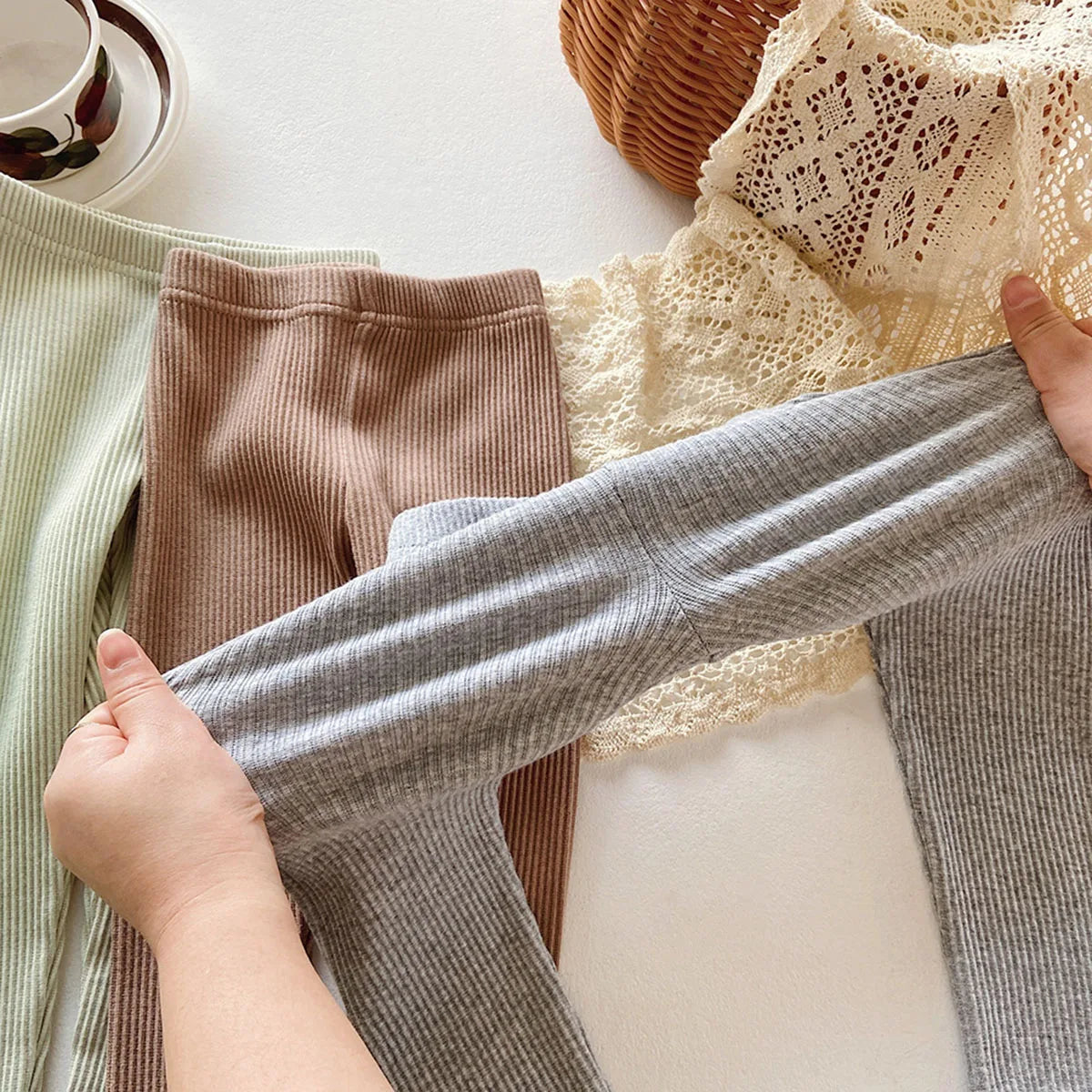 Autumn New Baby Ribbed Lace Leggings Girl Toddler Casual Cotton Trouser Boy Infant Solid Kintted Pants Kid Bottoming Pants
