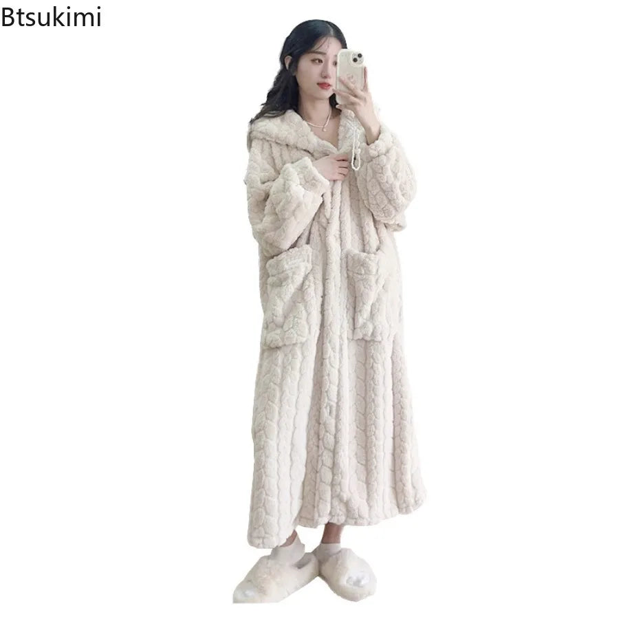 New 2026 Autumn Winter Women's Facecloth Robes Coral Velvet Long Section Cute Sweet Home Wear Lazy Sleeper Robe Pajamas Female