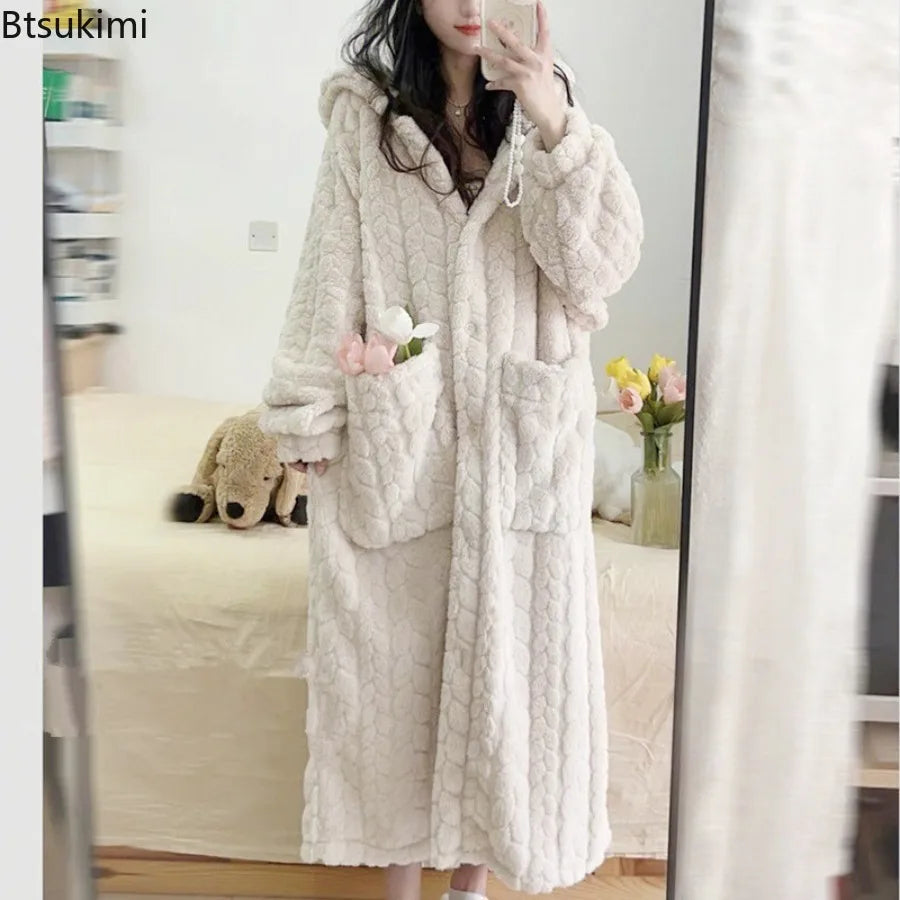 New 2026 Autumn Winter Women's Facecloth Robes Coral Velvet Long Section Cute Sweet Home Wear Lazy Sleeper Robe Pajamas Female