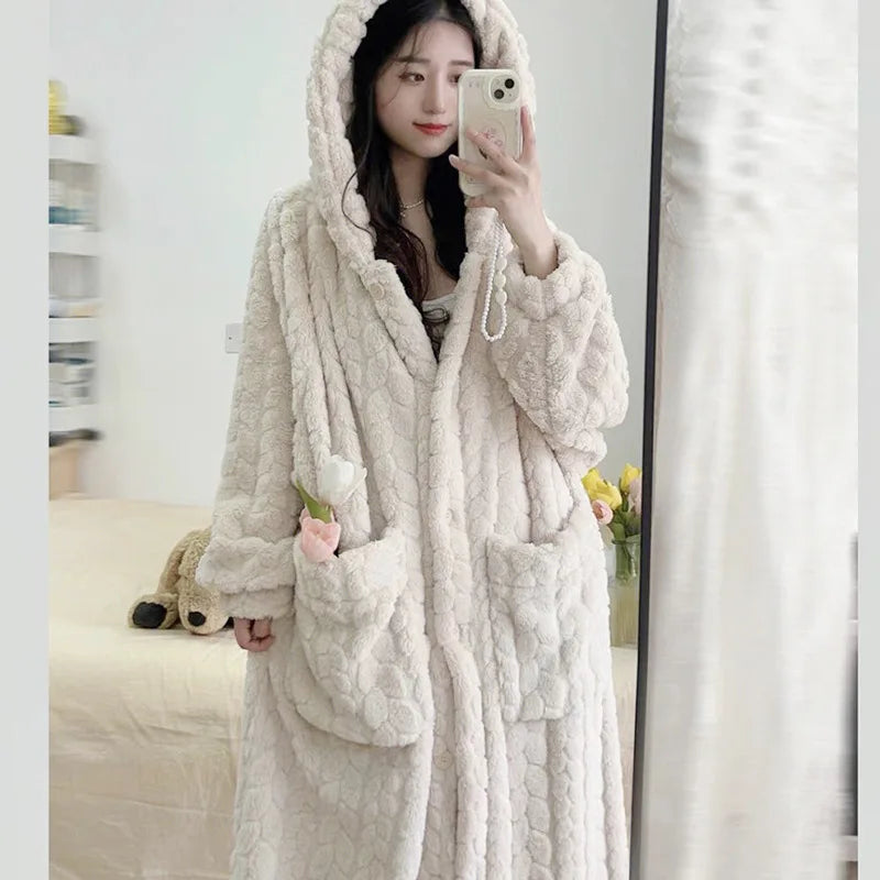 New 2026 Autumn Winter Women's Facecloth Robes Coral Velvet Long Section Cute Sweet Home Wear Lazy Sleeper Robe Pajamas Female