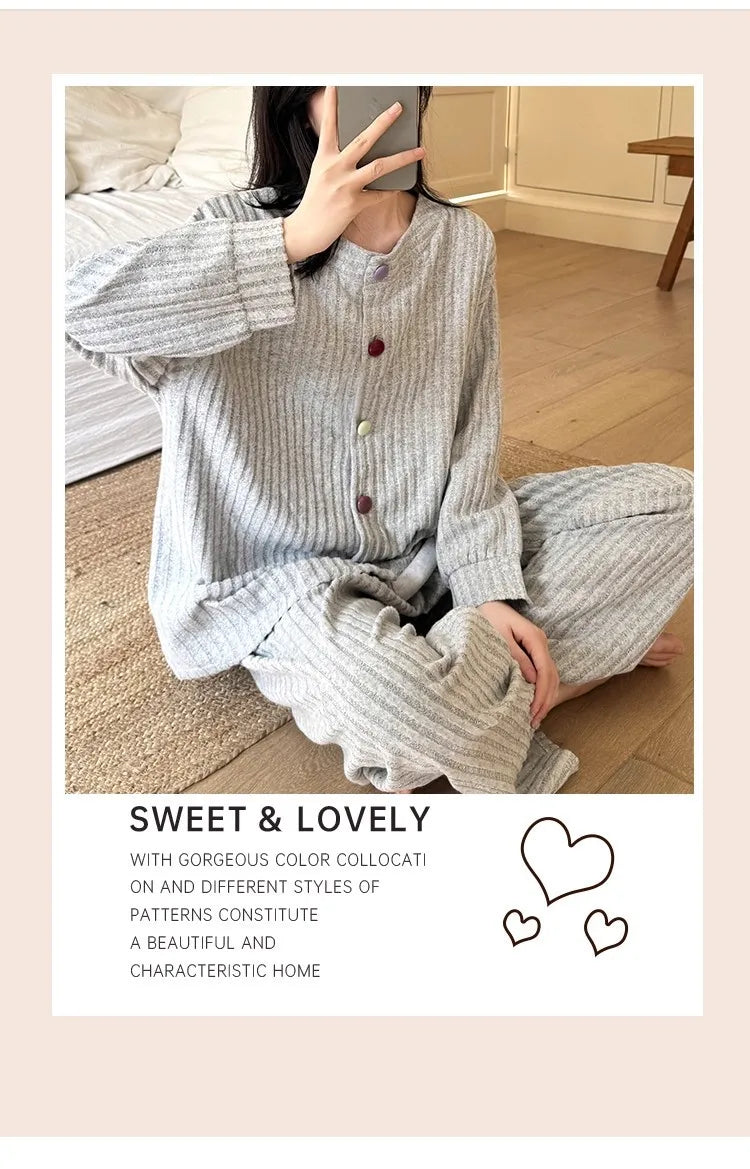 Pajamas for women in autumn and winter, thickened cashmere warm suits, German velvet home clothes, can be worn outside in winter