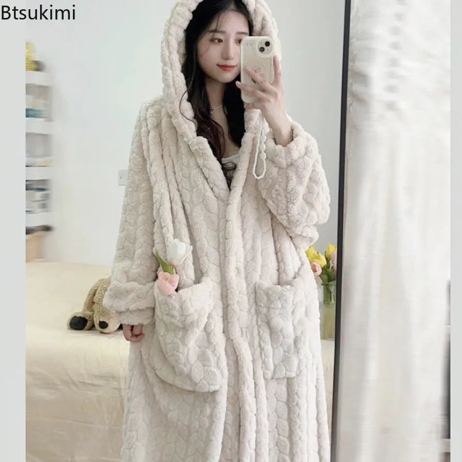 New 2026 Autumn Winter Women's Facecloth Robes Coral Velvet Long Section Cute Sweet Home Wear Lazy Sleeper Robe Pajamas Female